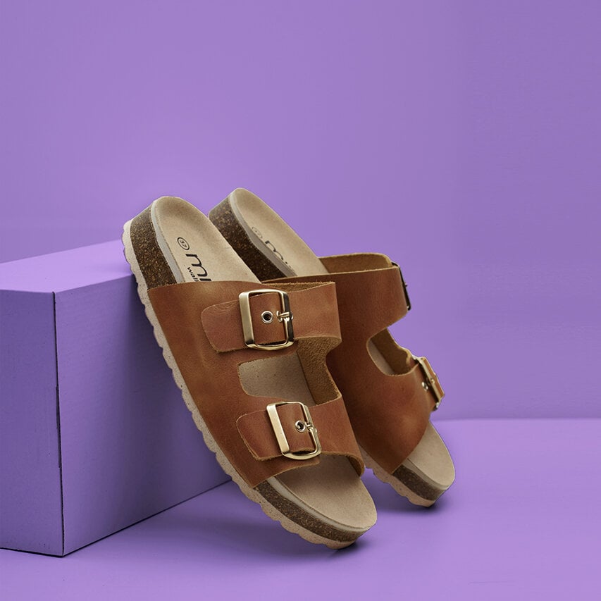 https://www.minfot.se/pub_docs/files/ayo-sandal.jpg