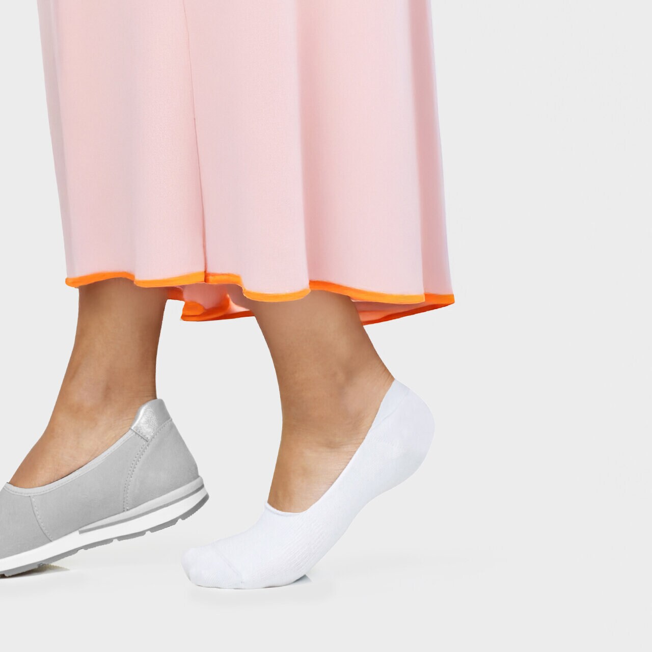https://www.minfot.se/pub_docs/files/ballerinastrumpor-vita-kampanj.jpg