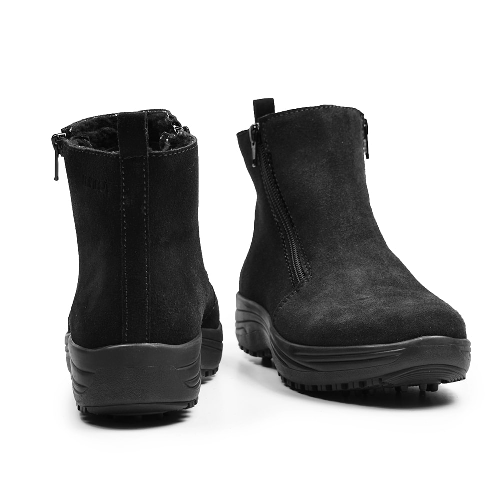 Boots-Orsa-Mocka-Svart-minfot-varma-skor.jpg