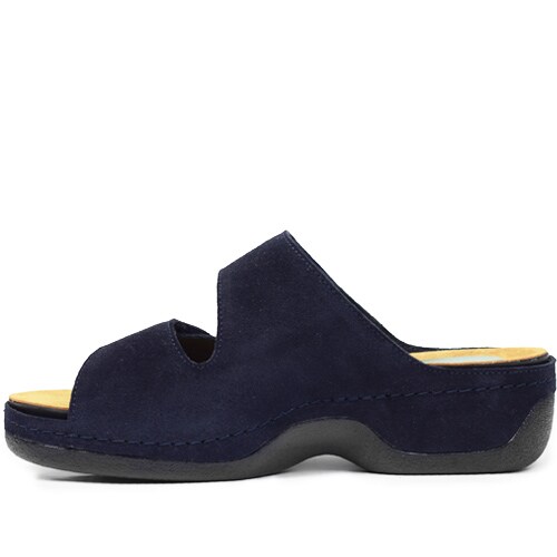 Embla_sandaler-navy-by-min-fot-hälsporre.jpg