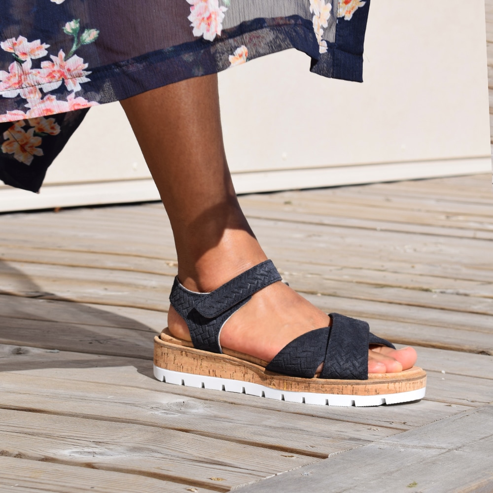 Minfot-Sandaler-Riviera-Navy-mörkblå-mjuka-sandaler.jpg
