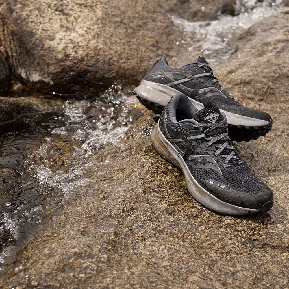Saucony Ride 15 TR Gore Tex Women Black Charcoal