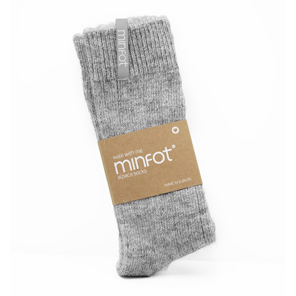 alpacka-sockar-minfot-grå.jpg