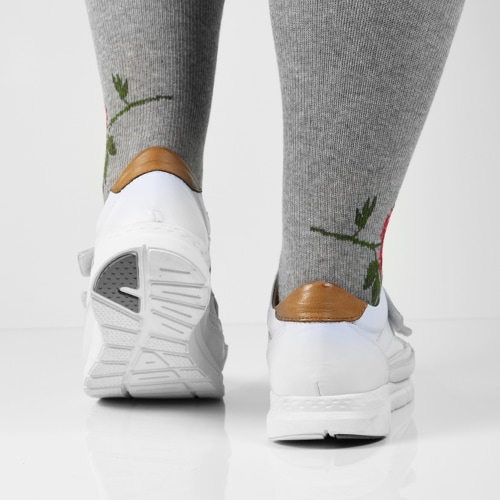 bekväma-dam-sneakers-charlotte-of-sweden-april-white.jpg