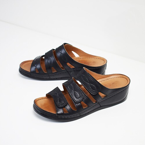 charlotte-sandaler-wave-black.jpg
