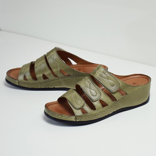 charlotte-wave-olive.jpg