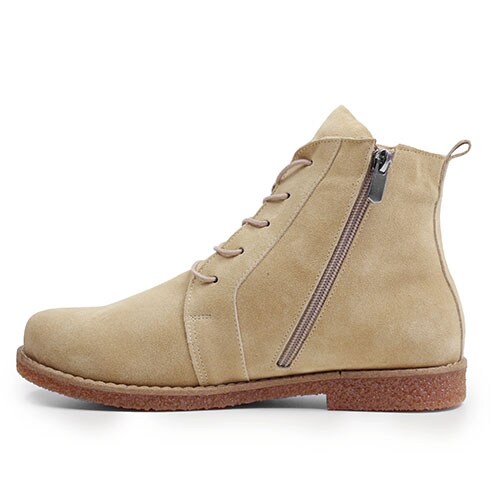 damboots-i-mocka-camel.jpg
