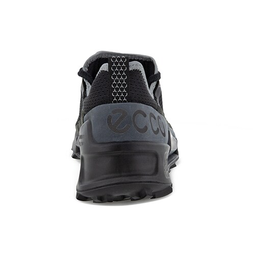 ecco-black-magnet-biom.jpg
