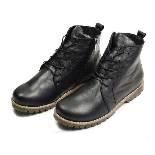 fotriktiga-dam-boots-i-svart-oak.jpg