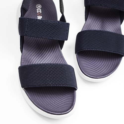 fotvänliga-sandaler-CC-Resorts-Casual-Sandaler-Spring-Navy.jpg