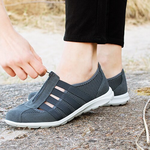 gråa-dam-skor-CC-Resorts-Casual-Charcoal.jpg