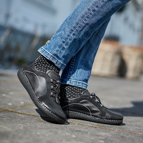 Green hotsell comfort sneakers