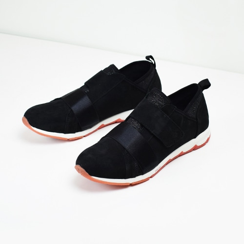 hush-puppies-cesky-strap-slip-on-black.jpg