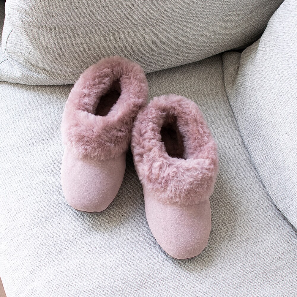 kalla-golv-Minfot-Fårskinnstofflor-Lounge-Opal.jpg