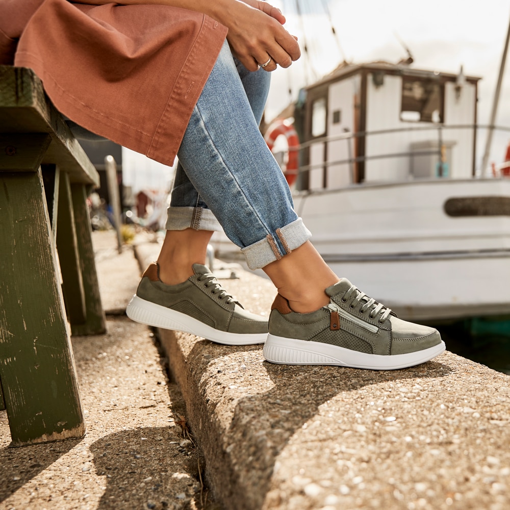 new-feet-bekväma-promenadskor-skinn-grön.jpg