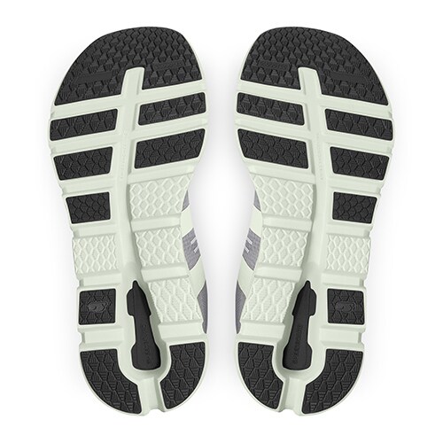 on-cloudrunner-skor-frost-aloe.jpg