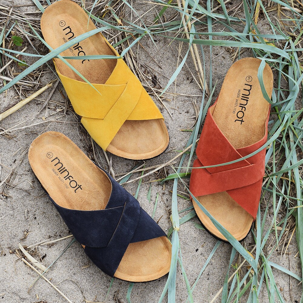 sandal-i-mocka--Minfot-Tulip-Suede-Midnight.jpg