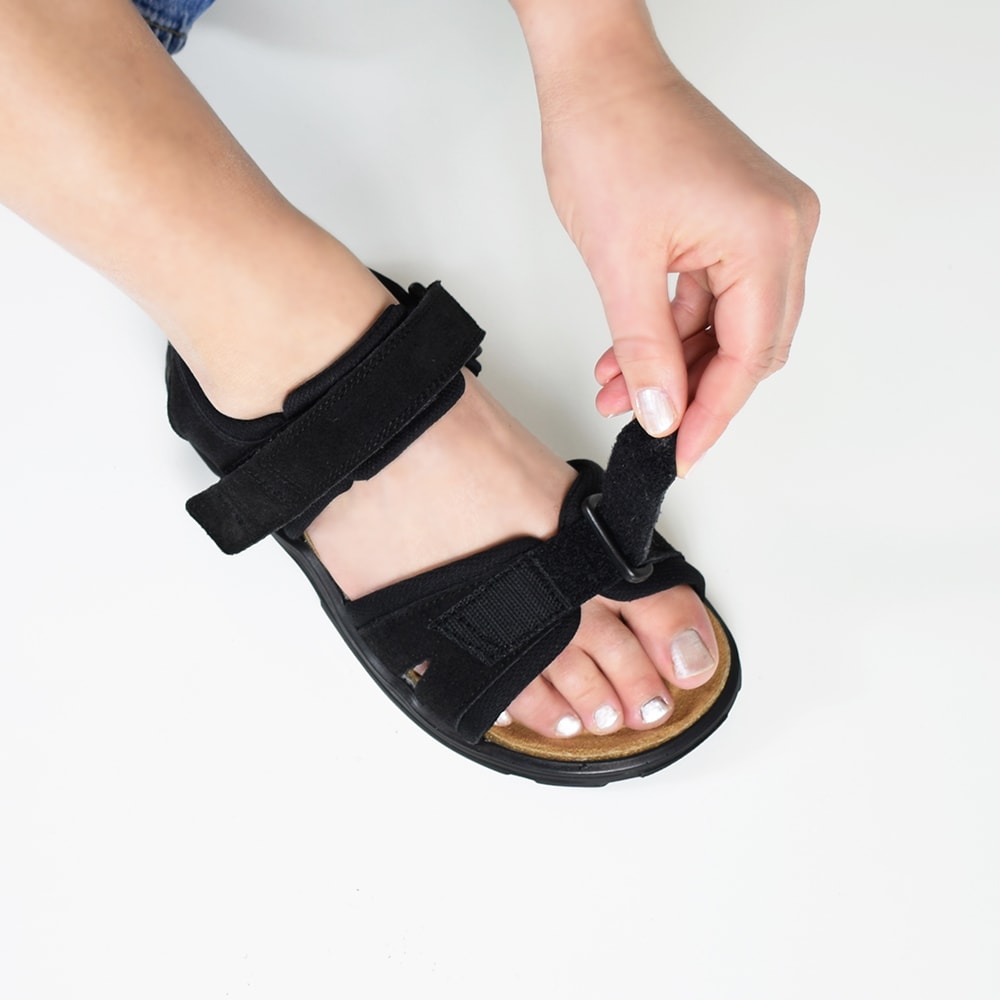 sandaler-med-remmar-Minfot-flex-Svart-Mocka.jpg