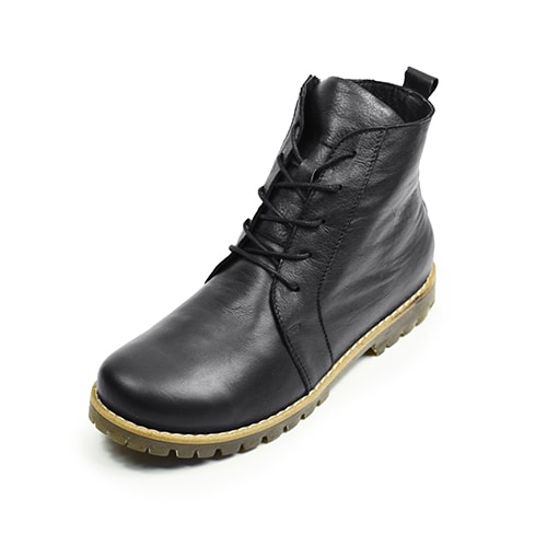 svarta-boots-dam-oak-fotriktiga.jpg