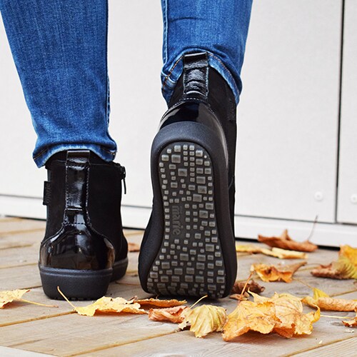svarta-boots-dam-sköna-marie-merry.jpg