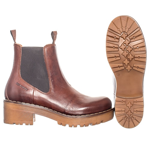 ten-points-clarisse-chocolate-boots-dam.jpg