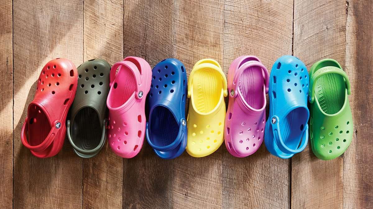 Vem äger Crocs?